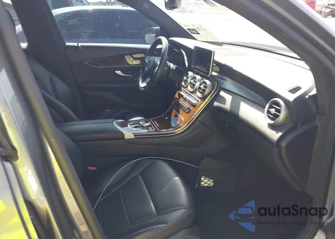 2017 Mercedes-Benz Glc 300 z USA, uszkodzony, nr VIN WDC0G4JBXHF223989